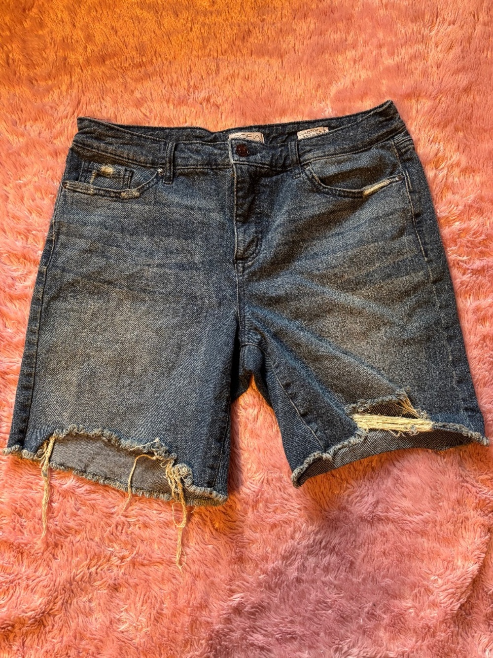 Woman’s Jean Bermuda shorts